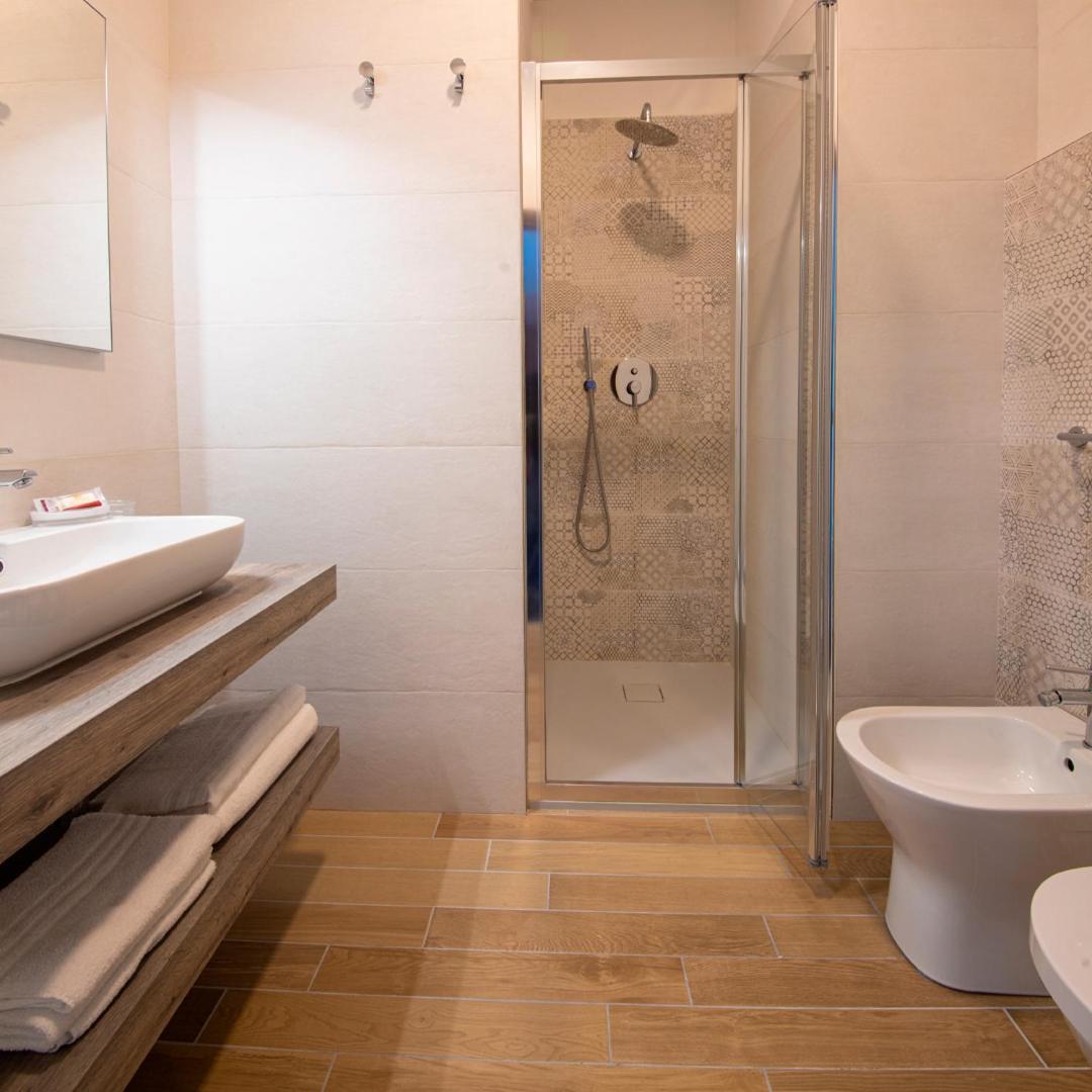 לידו די ג'סולו Hotel Paolina מראה חיצוני תמונה